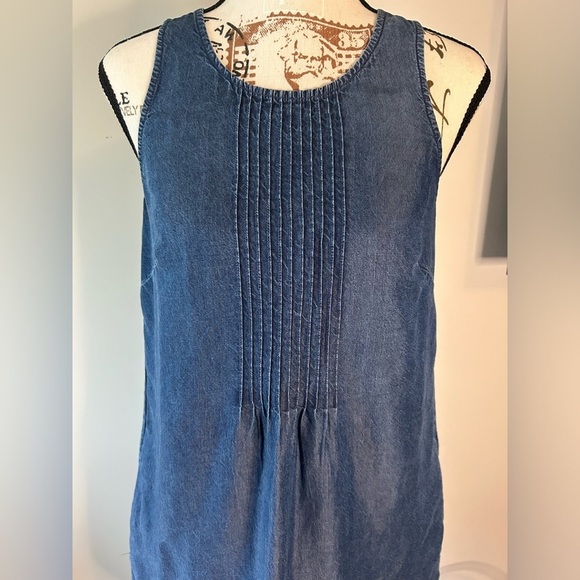 5/$25 Gap adorable blue chambray sleeveless mini prairie dress size small - Picture 2 of 8
